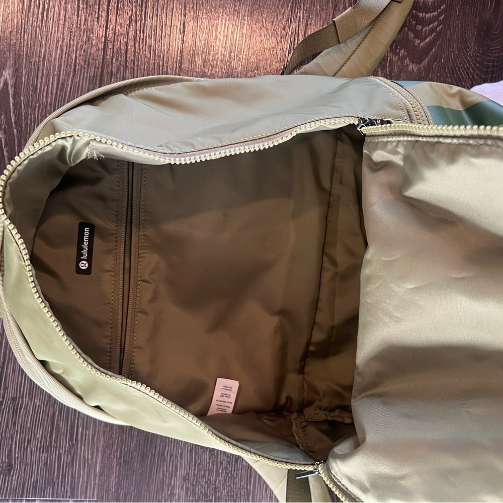 Lululemon backpack - Picture 2 of 5